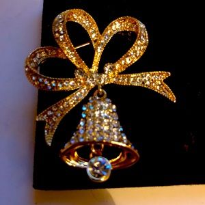 Gold and diamond bell pin
